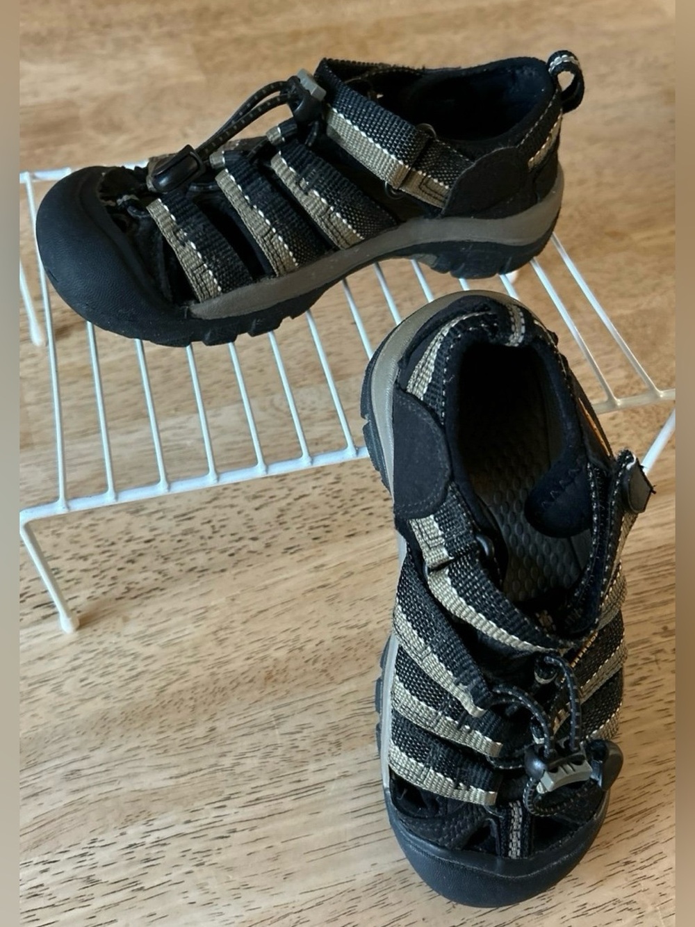 Keen Sandals for Kids, Size 1, Color Black, Olive Green, Gently used.